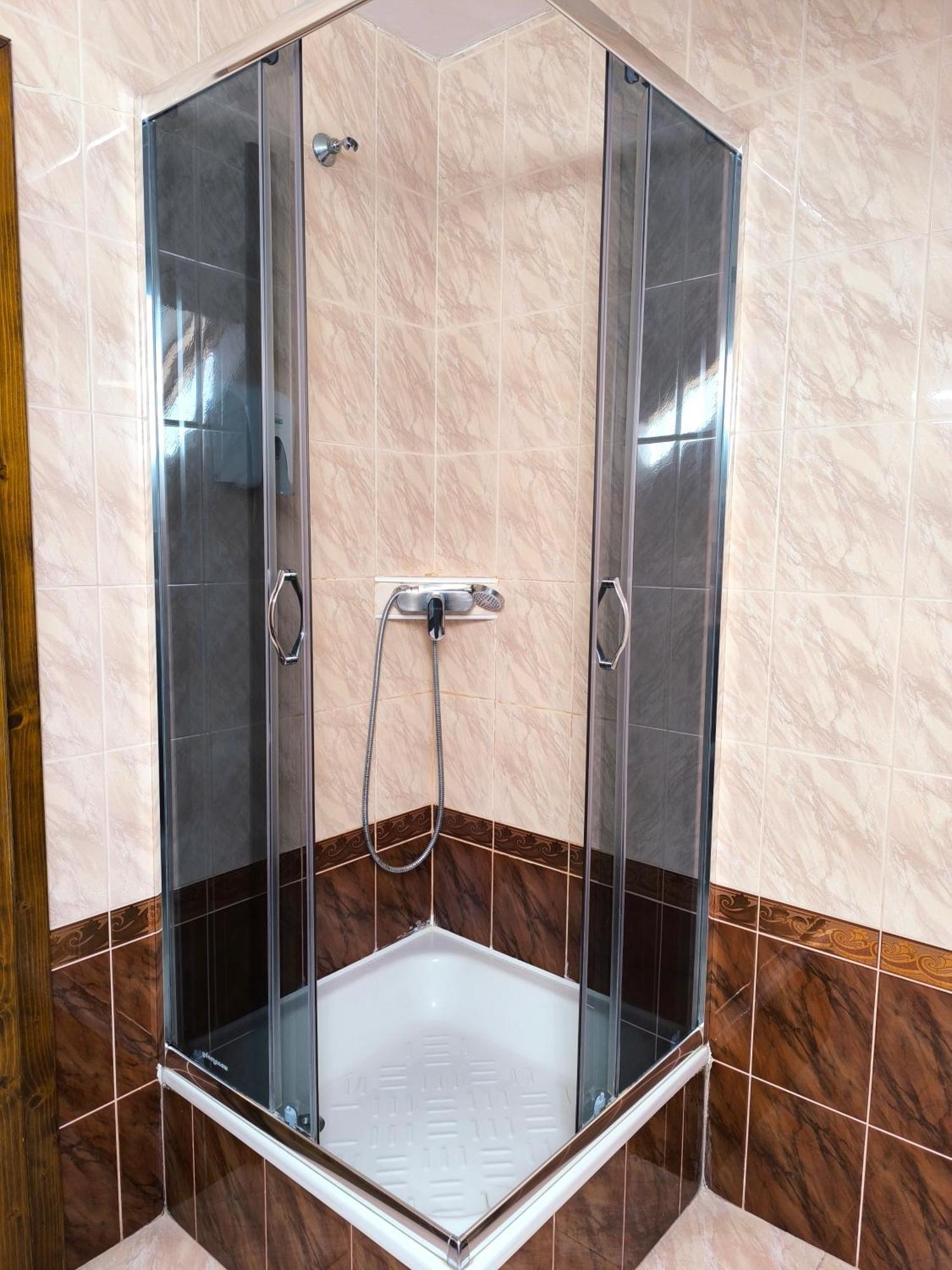 מוקצ'בה Hotel Delfin חדר תמונה